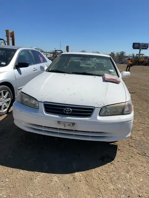 Photo of 2000 Toyota Camry