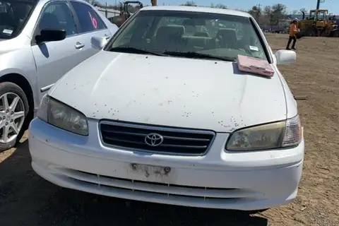 Photo of 2000 Toyota Camry