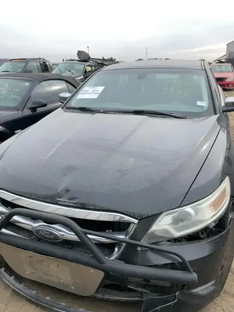Photo of 2010 Ford Taurus