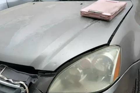 Photo of 2004 Nissan Altima