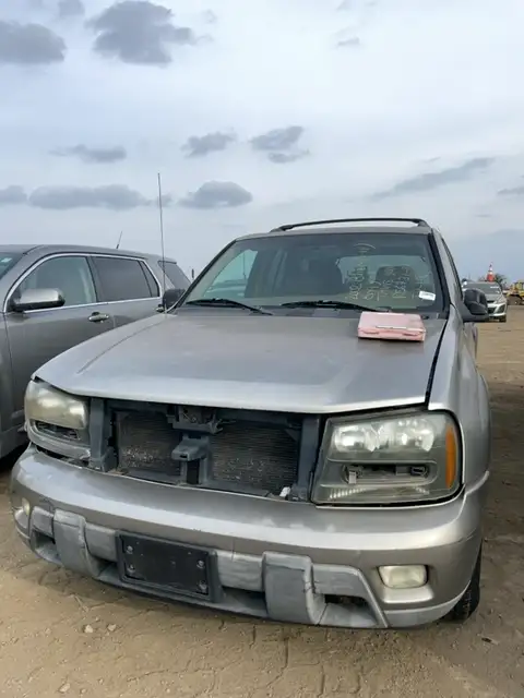 Photo of 2002 Chevrolet Trailblazer