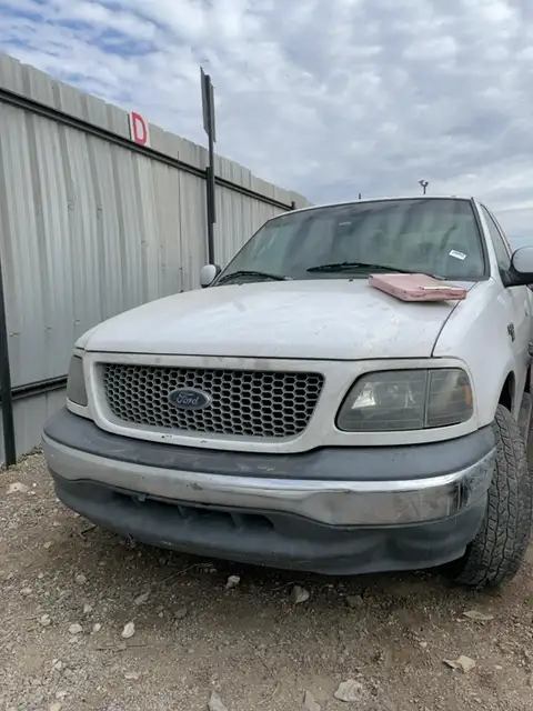 Photo of 1999 Ford F-150