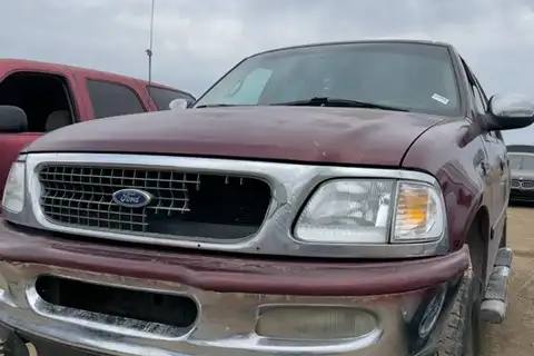 Photo of 1998 Ford Expedition