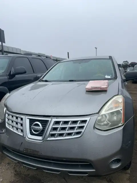 Photo of 2010 Nissan Rogue