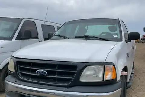 Photo of 1999 Ford F-150