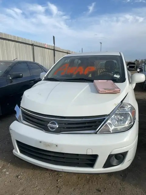 Photo of 2012 Nissan Versa