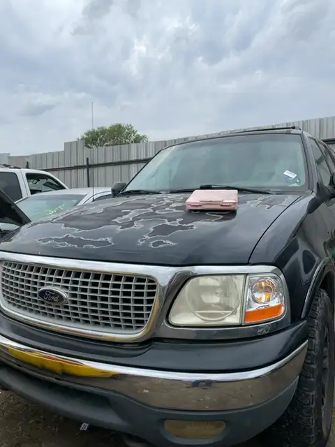 Photo of 1998 Ford Expedition