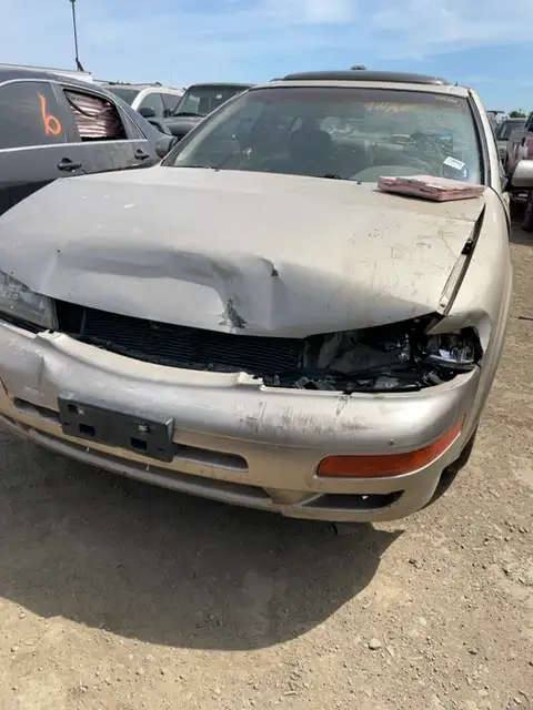 Photo of 1998 Nissan Maxima