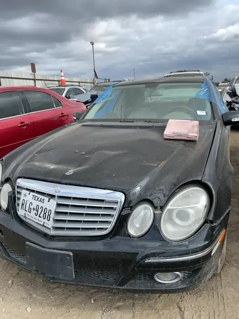 Photo of 2006 Mercedes-Benz E-Class