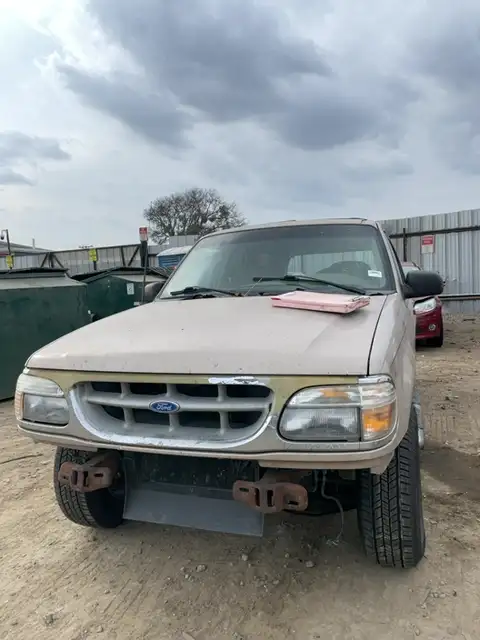Photo of 1997 Ford Explorer