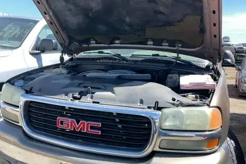 Photo of 2004 Gmc Yukon