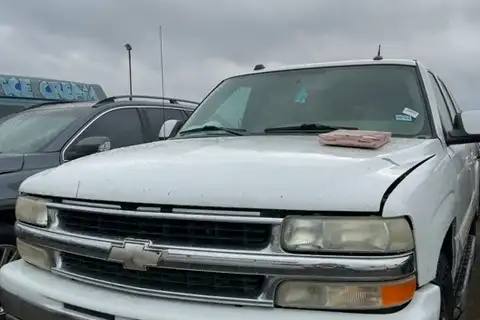 Photo of 2005 Chevrolet Suburban