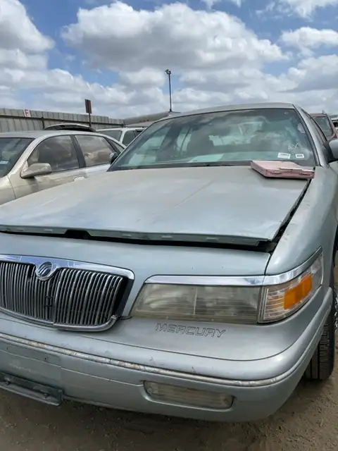 Photo of 1996 Mercury Grand Marquis