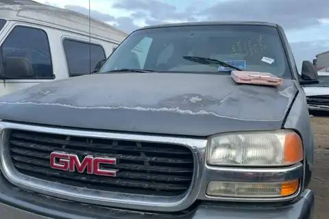 Photo of 2001 Gmc Yukon