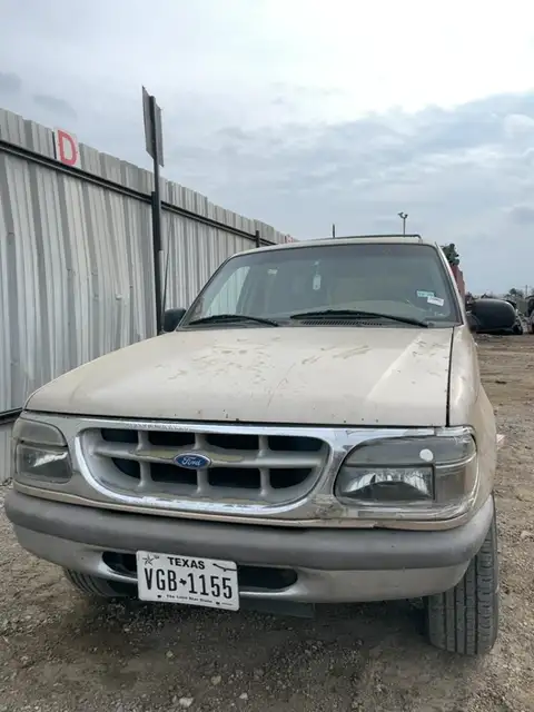 Photo of 1995 Ford Explorer