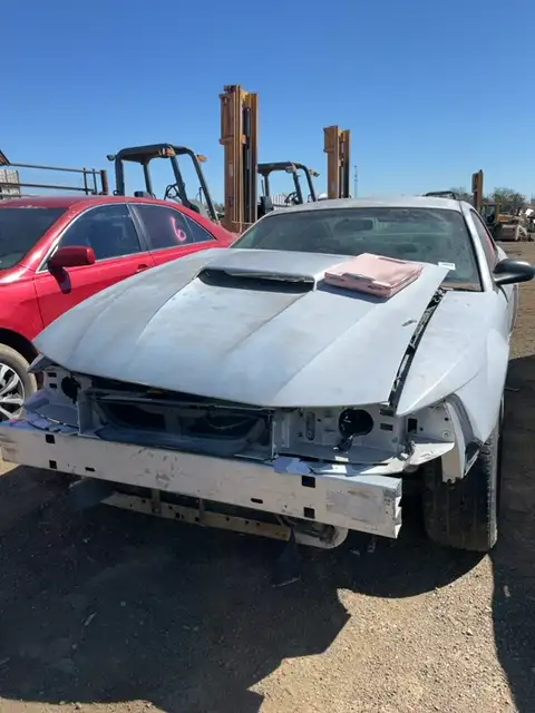 Photo of 2004 Ford Mustang