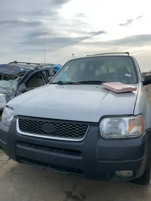 Photo of 2004 Ford Escape