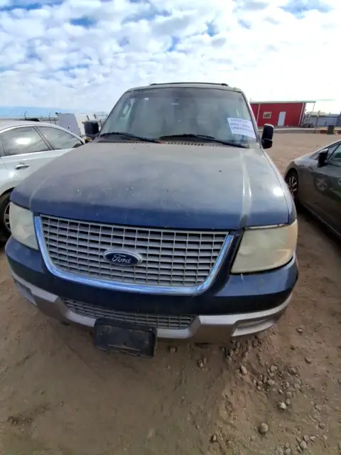 Photo of 2004 Ford Expedition
