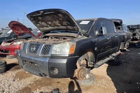 Photo of 2004 Nissan Titan