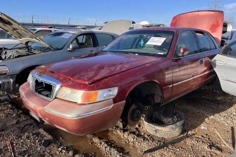 Photo of 2000 Mercury Grand Marquis