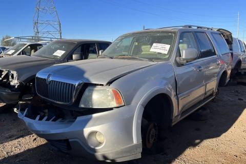 Photo of 2004 Lincoln Navigator