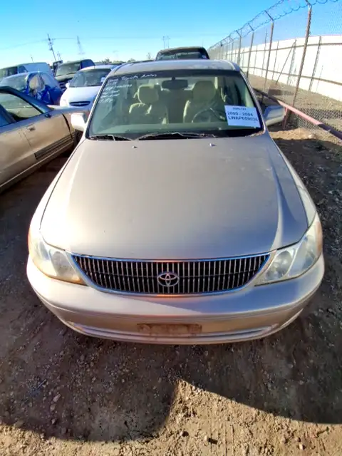 Photo of 2000 Toyota Avalon