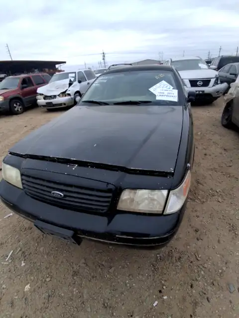 Photo of 2011 Ford Crown Victoria