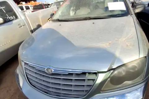 Photo of 2004 Chrysler Pacifica