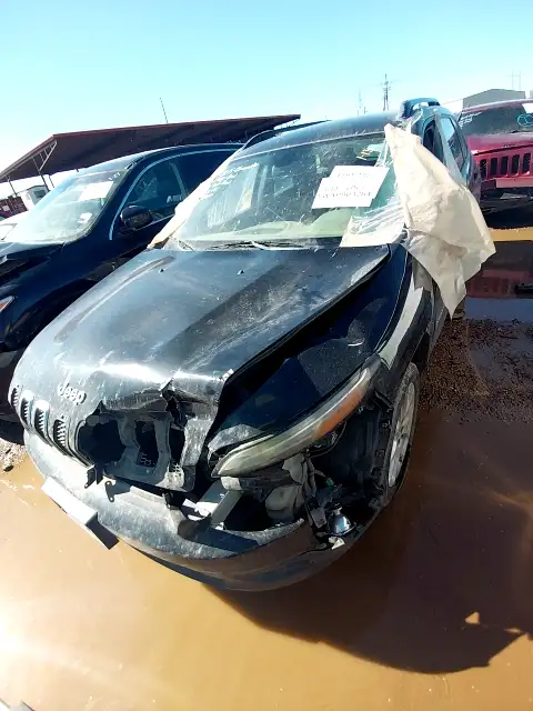 Photo of 2015 Jeep Cherokee