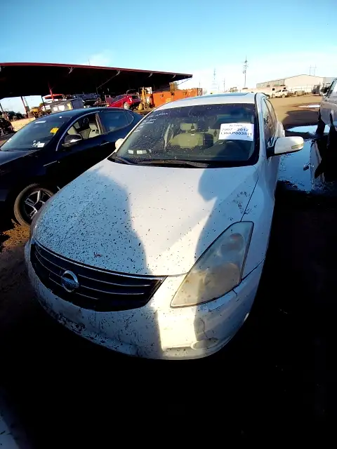 Photo of 2010 Nissan Altima