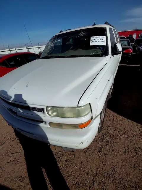 Photo of 2005 Chevrolet Suburban