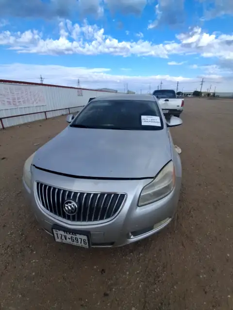 Photo of 2011 Buick Regal