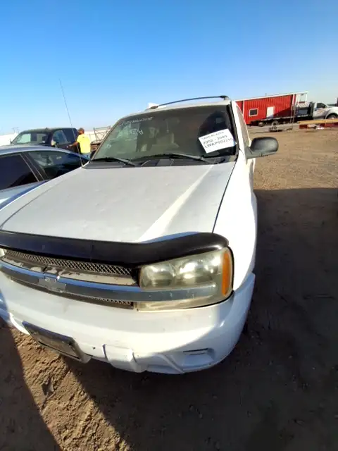 Photo of 2002 Chevrolet Trailblazer
