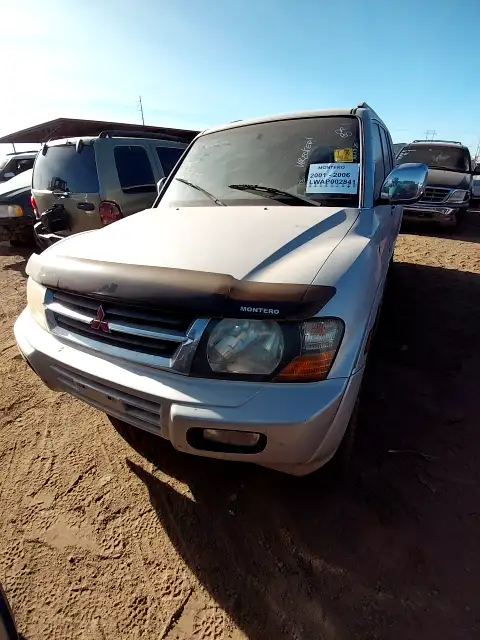 Photo of 2001 Mitsubishi Montero
