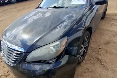 Photo of 2013 Chrysler 200