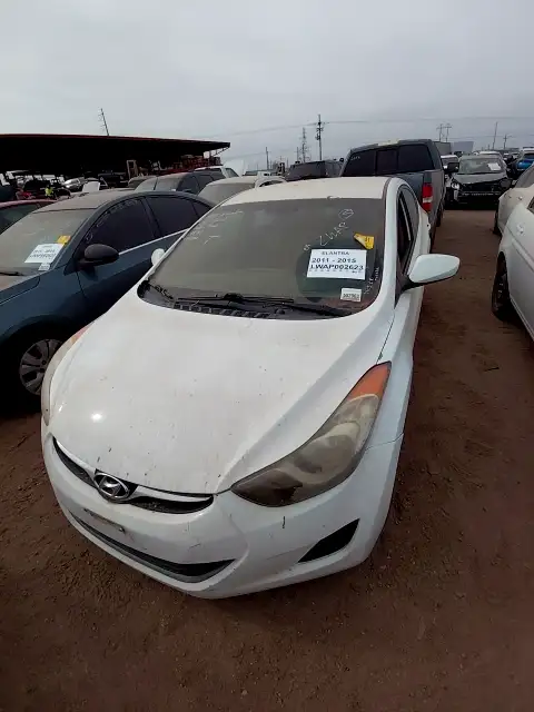 Photo of 2013 Hyundai Elantra