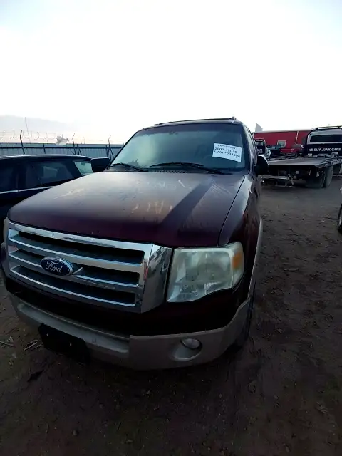 Photo of 2010 Ford Expedition