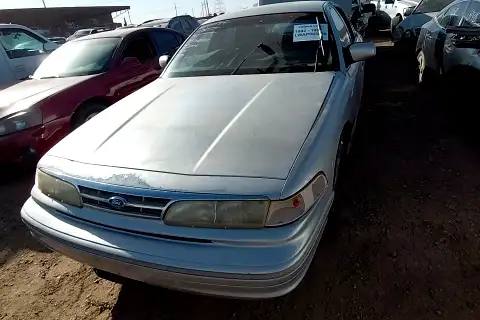 Photo of 1995 Ford Crown Victoria