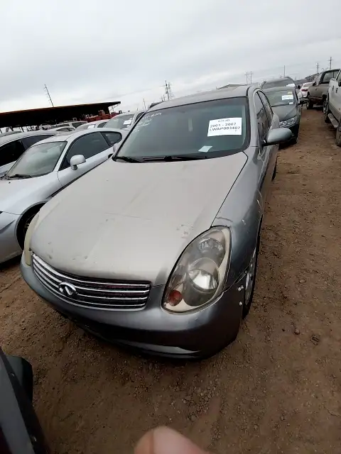 Photo of 2004 Infiniti G35