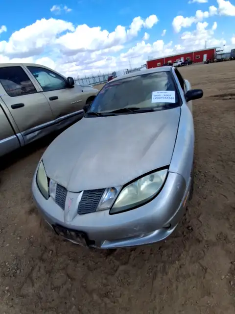 Photo of 2005 Pontiac Sunfire