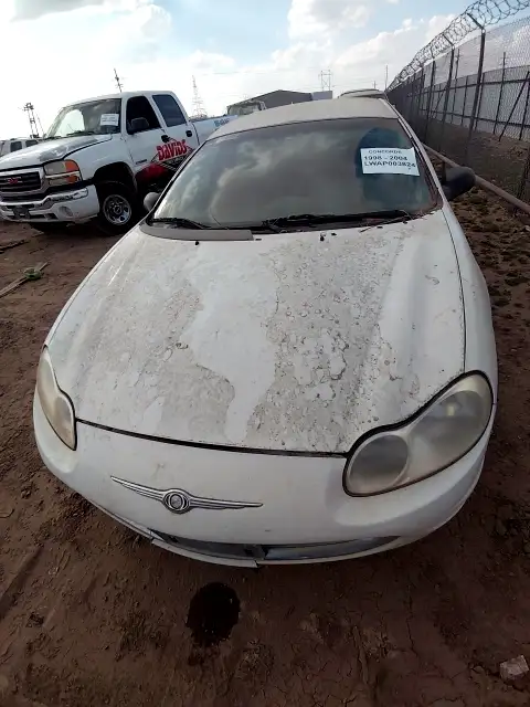 Photo of 2000 Chrysler Concorde