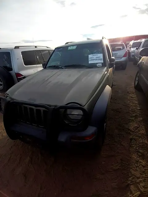 Photo of 2003 Jeep Liberty