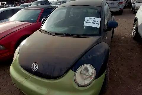 Photo of 2000 Volkswagen Beetle