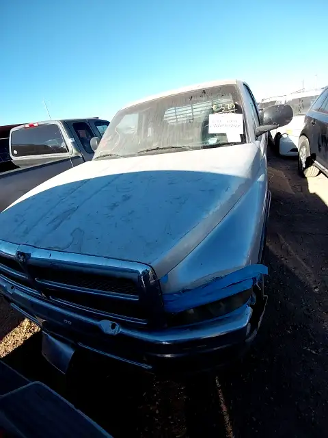 Photo of 2001 Dodge Ram 1500