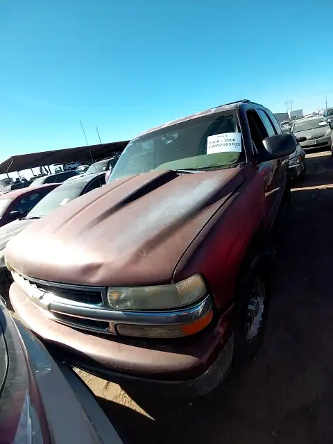 Photo of 2003 Chevrolet Tahoe