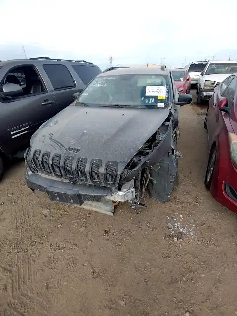 Photo of 2018 Jeep Cherokee