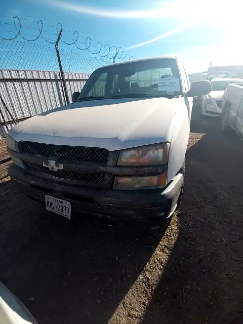 Photo of 2004 Chevrolet Silverado
