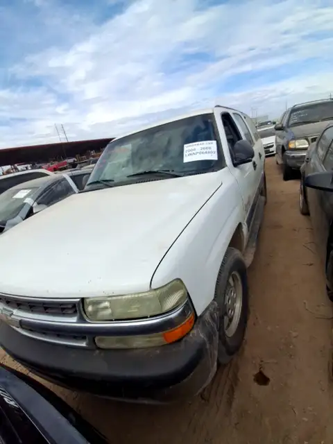 Photo of 2003 Chevrolet Suburban