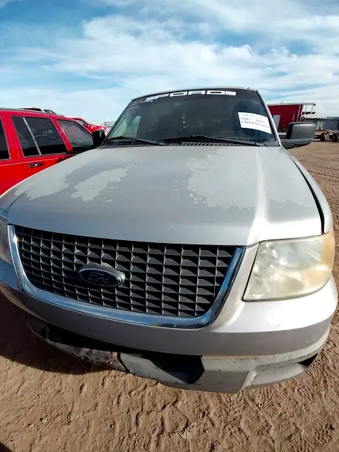 Photo of 2003 Ford Expedition
