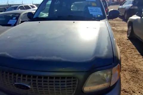 Photo of 2000 Ford Expedition